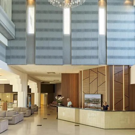 圣乔治水疗酒店及高尔夫海滩度假村 4*