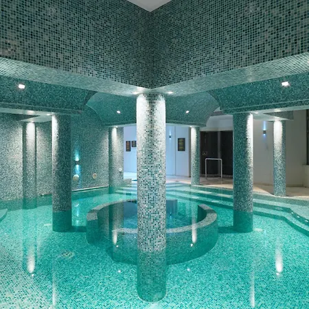 St George & (adults Only) Resort