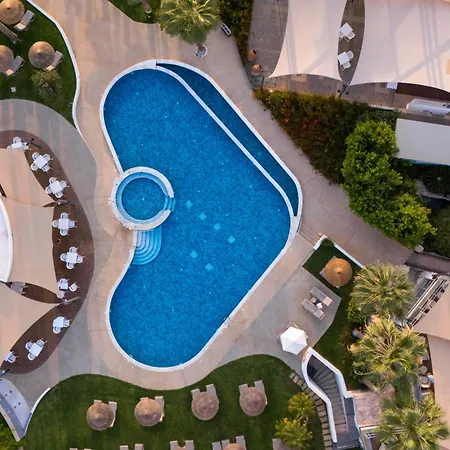 Resort St George & (adults Only)