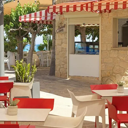 St George & (adults Only) Klorakas