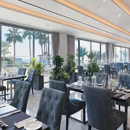 Resort St George & (adults Only)