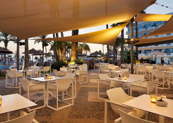 St George & (adults Only) Klorakas