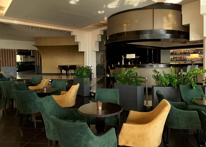 St George & (adults Only) Klorakas