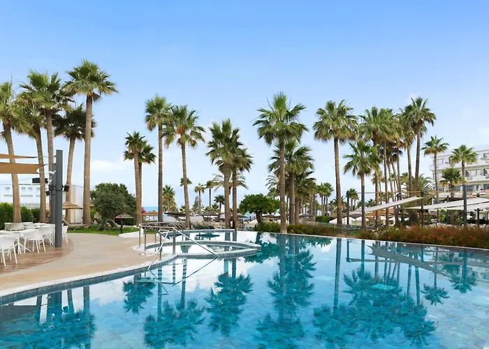 St George & (adults Only)