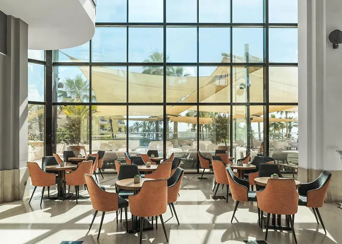 Resort St George & (adults Only)