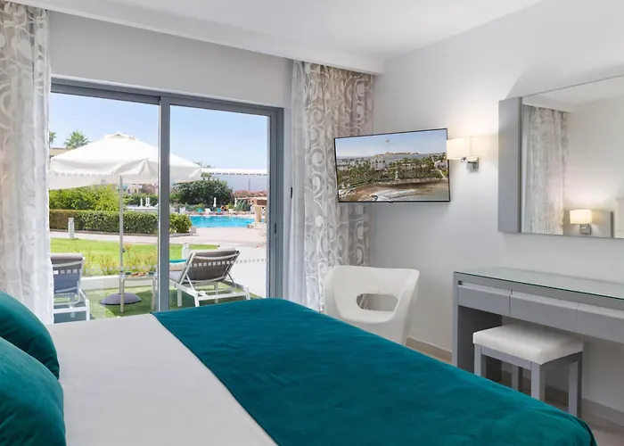 St George & (adults Only) Resort